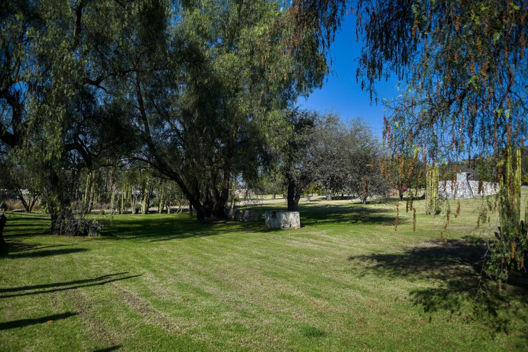 Hacienda Tovares Cadereyta de Montes Eksteriør billede
